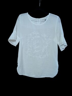 Xuayne White Embroidered Short-Sleeve Women's Top